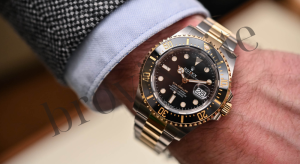 Read more about the article Discover the Timeless Elegance and Precision of the Rolex Sea-Dweller and A Dive Watch Like No Other